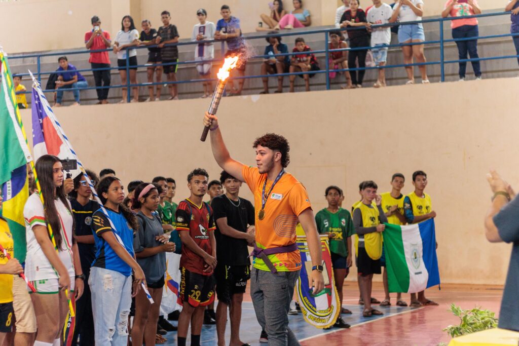 Jogos escolares de Presidente Figueiredo reúne cerca de 2,5 mil alunos de escolas públicas e particular