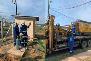 Prefeitura de Presidente Figueiredo inicia manutenção e limpeza de poços no Vale das Nascentes para melhorar abastecimento